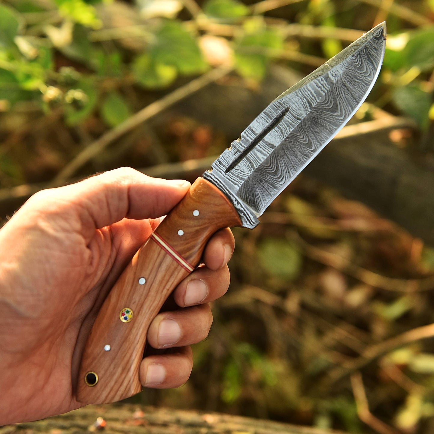 Handmade Damascus Steel Outdoor Hunting Skinner Knife Wood Handle