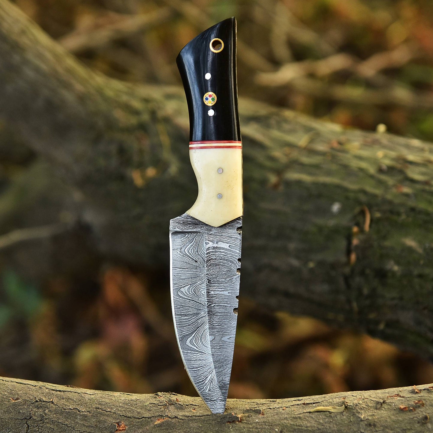 Custom Handmade Damascus Steel Blade Outdoor Hunting Skinner Knife