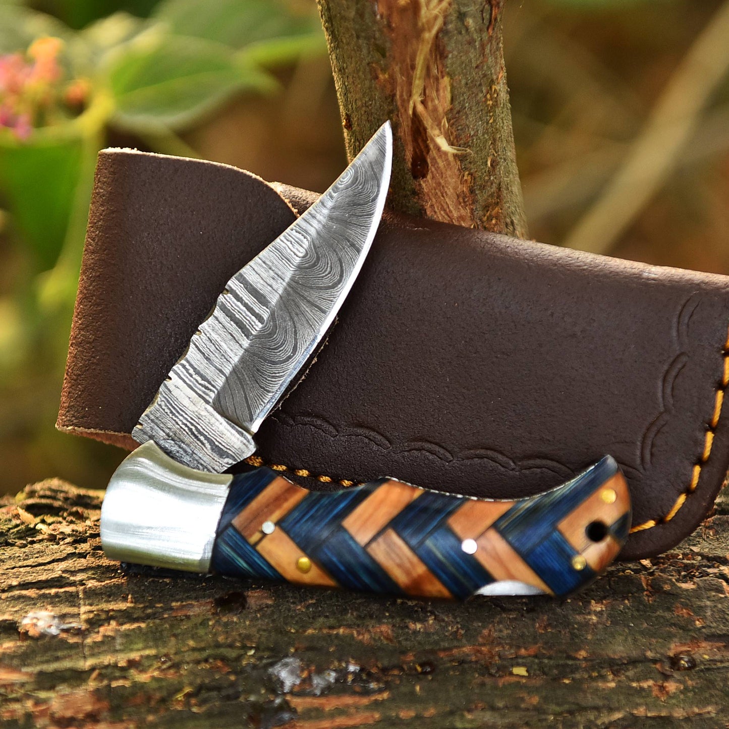 Custom Hand Forged Heavy Duty Damascus Steel Folding Blade Pocket Knife