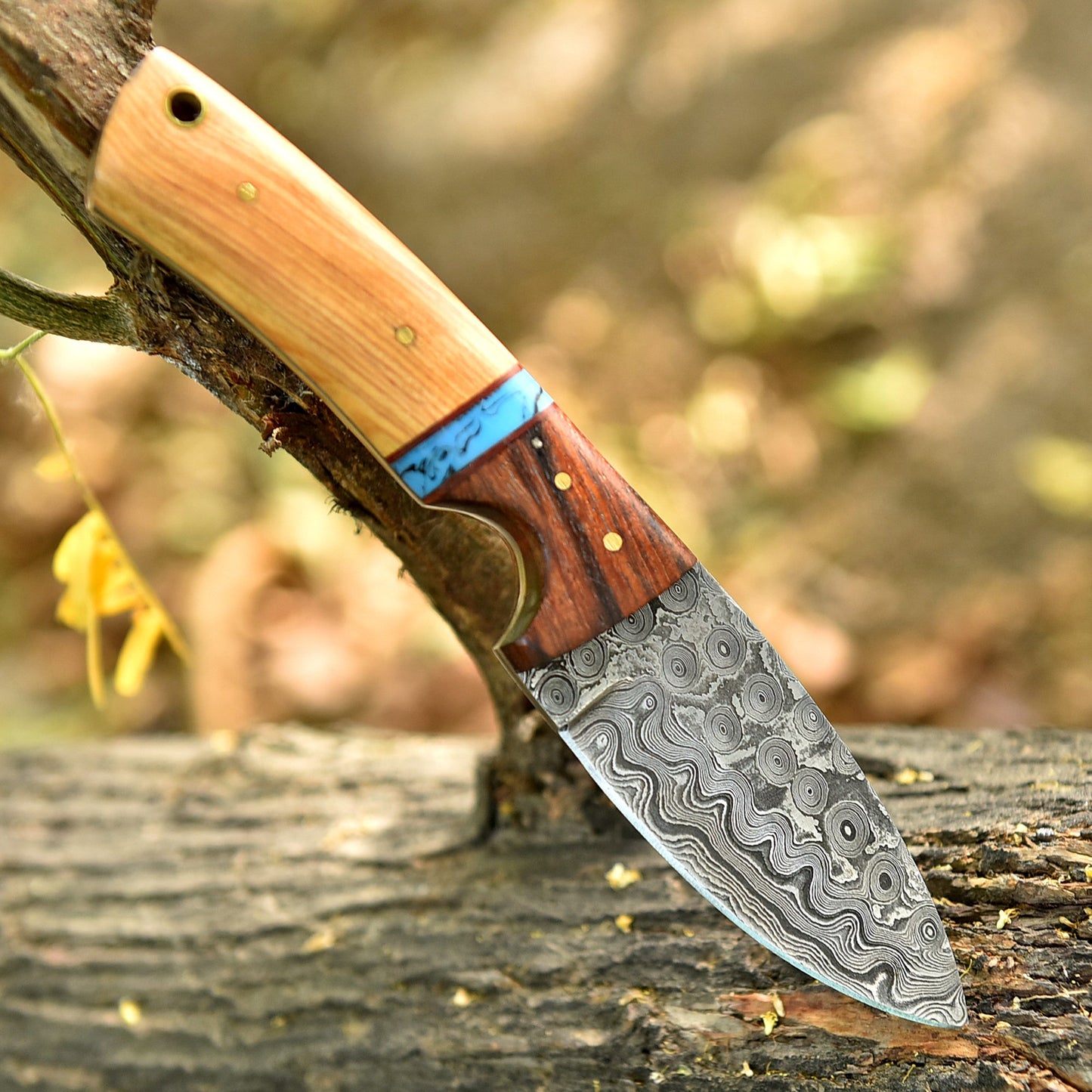 Hand Forged Damascus Steel Skinner Hunting Knife with Leather Sheath