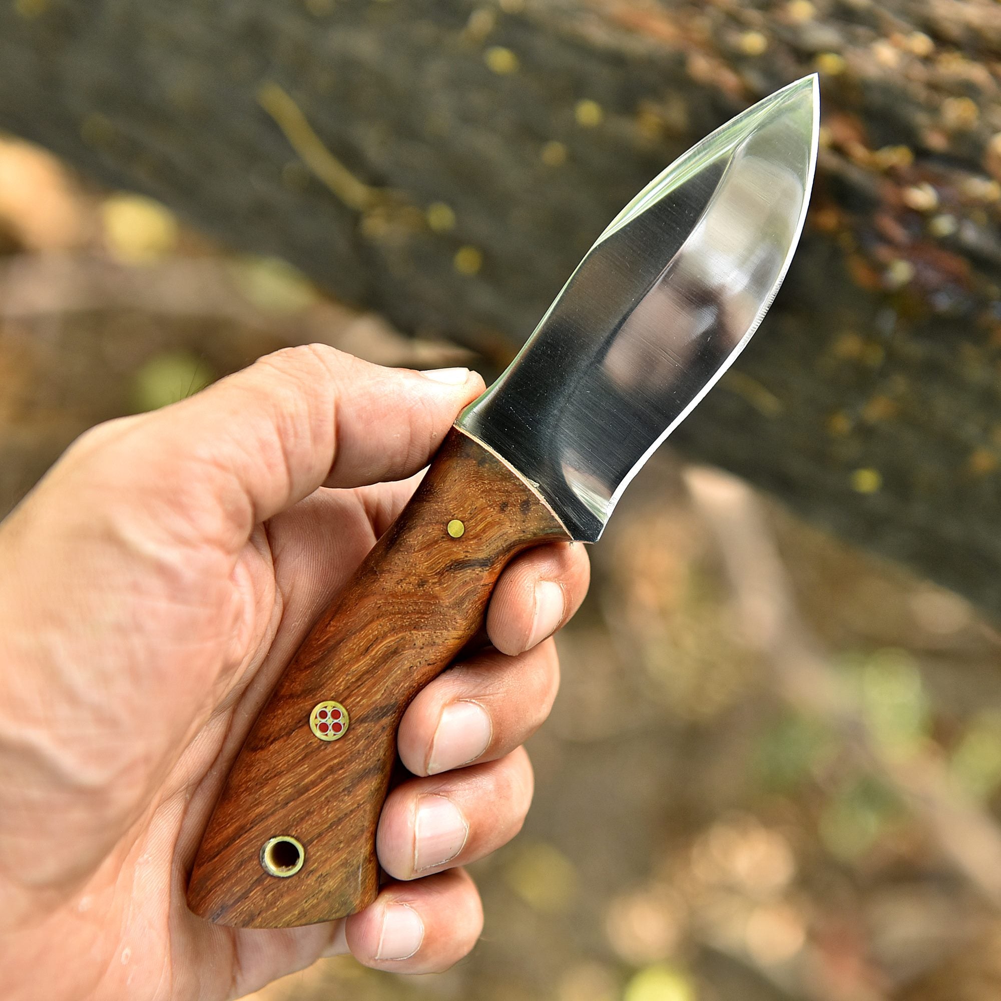 Buy Handmade Hunting Knives (Made in USA) – Perfect for Skinning