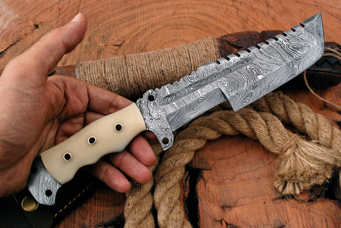 Tracker Knife - Hand Forged Damascus Steel Hunting Tracker Bone Handle