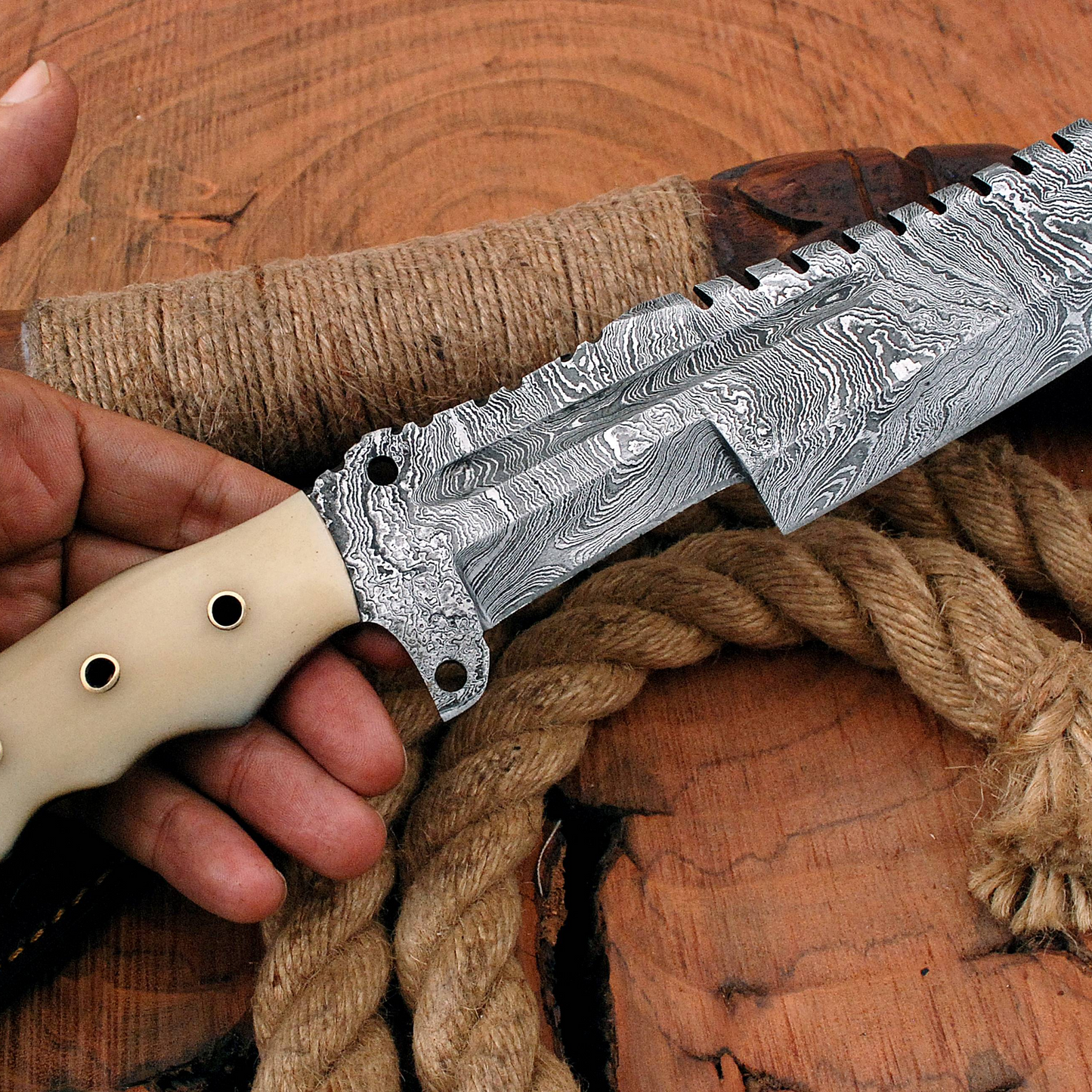 Tracker Knife - Hand Forged Damascus Steel Hunting Tracker Bone Handle