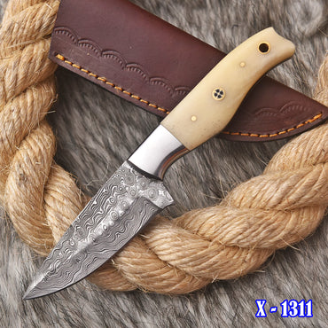 Handmade Damascus Steel Outdoor Tactical Skinner Knife Camel Bone Handle