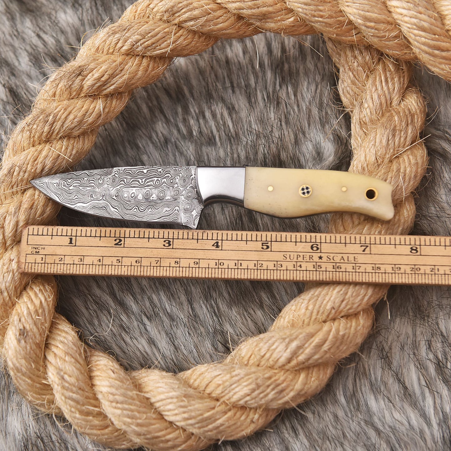 Handmade Damascus Steel Outdoor Tactical Skinner Knife Camel Bone Handle