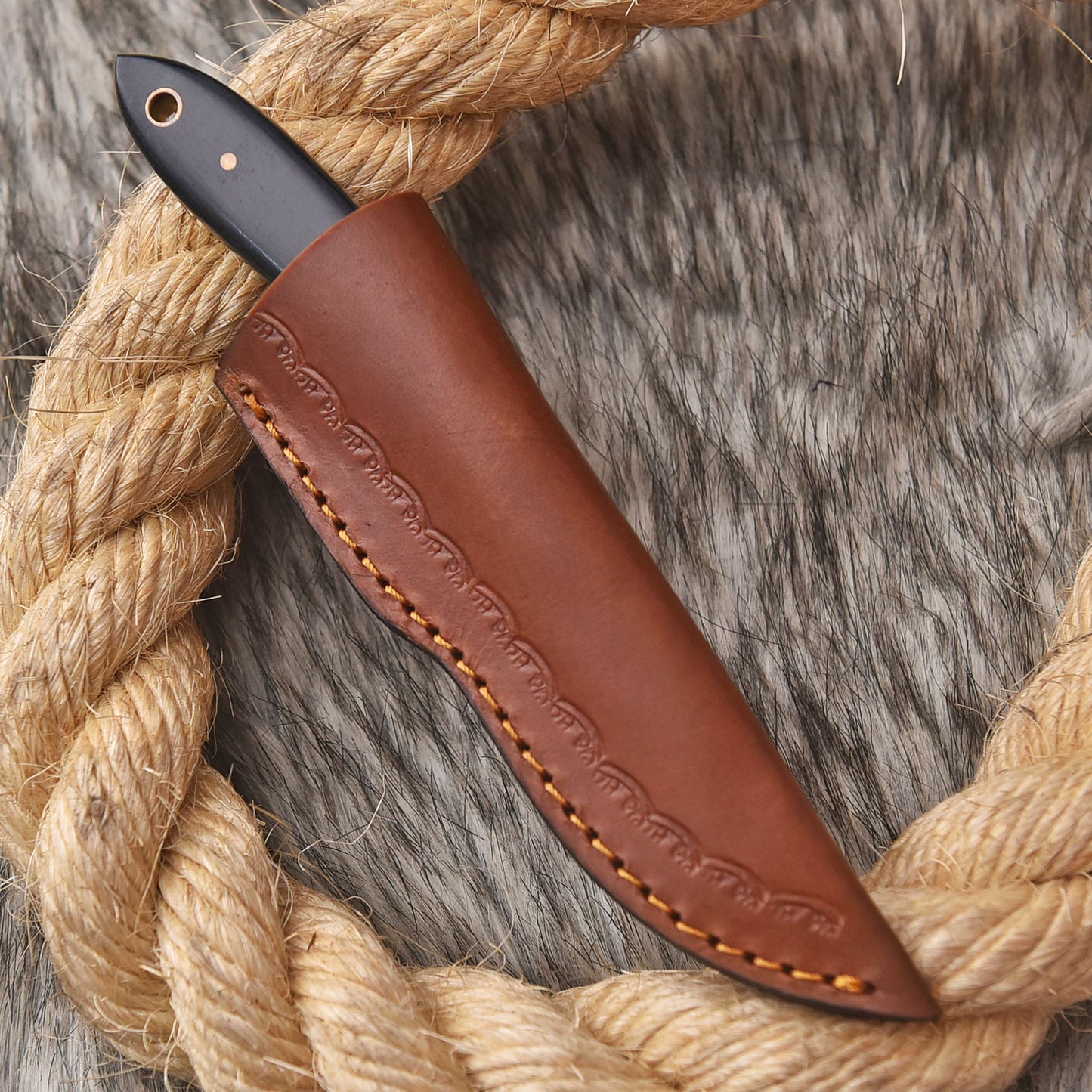 Tactical Handmade Damascus Steel Skinner Knife Micarta Handle Full Tang