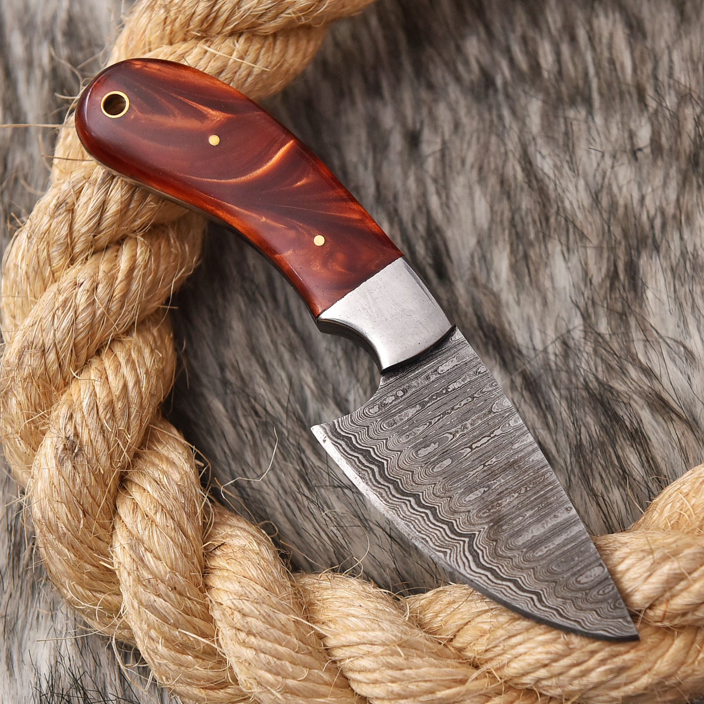 Handmade Damascus Steel Skinner Knife Resin Handle Full Tang With Sheath