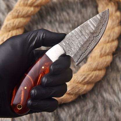 Handmade Damascus Steel Skinner Knife Resin Handle Full Tang With Sheath