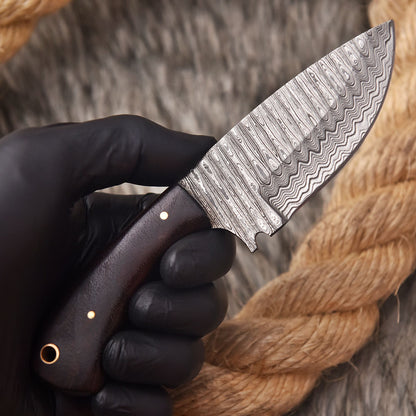 6" Handmade Forged Damascus Steel Full Tang Skinner Knife Wood Handle