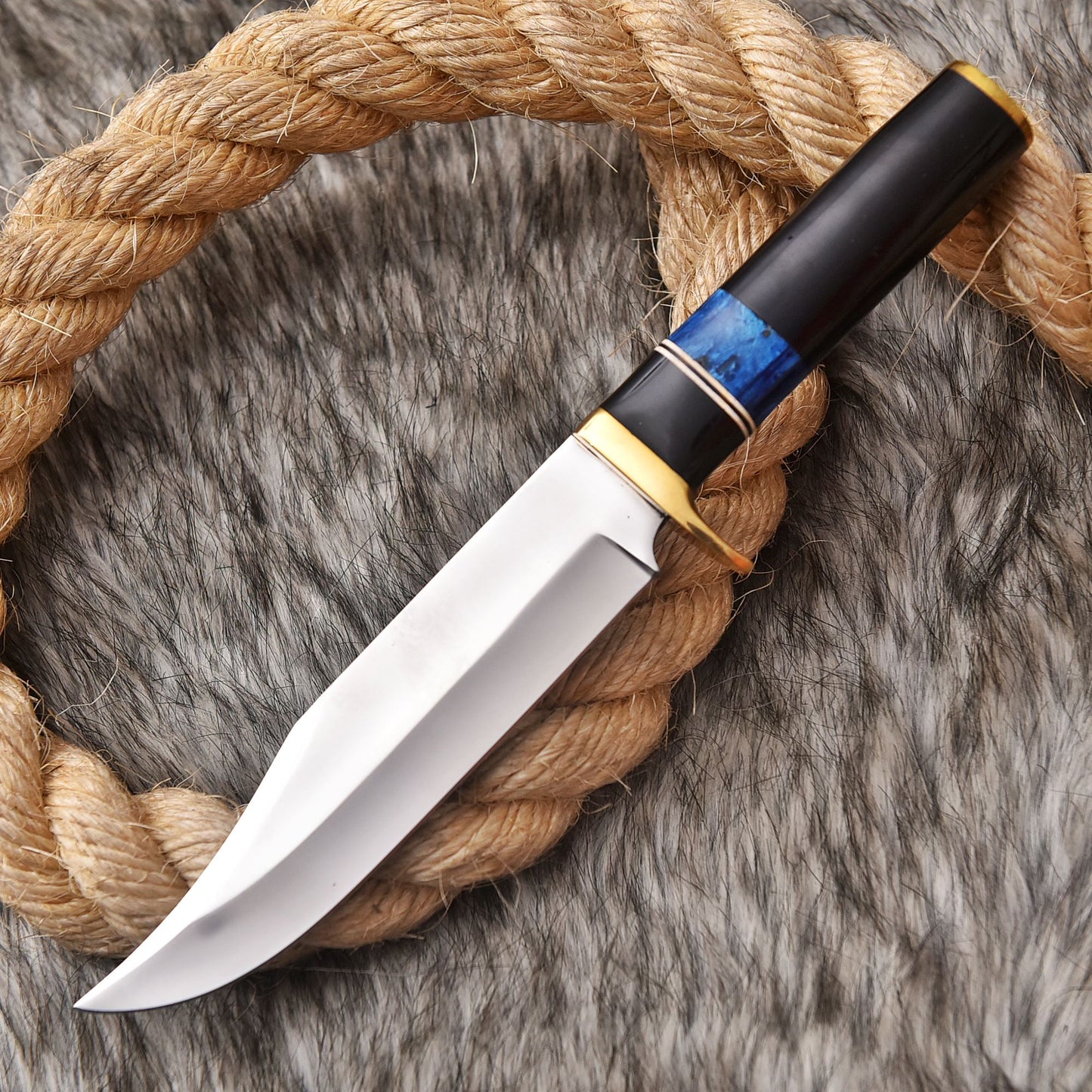 Handmade Carbon Steel Fixed Blade Hunting Tactical Knife Resin Handle
