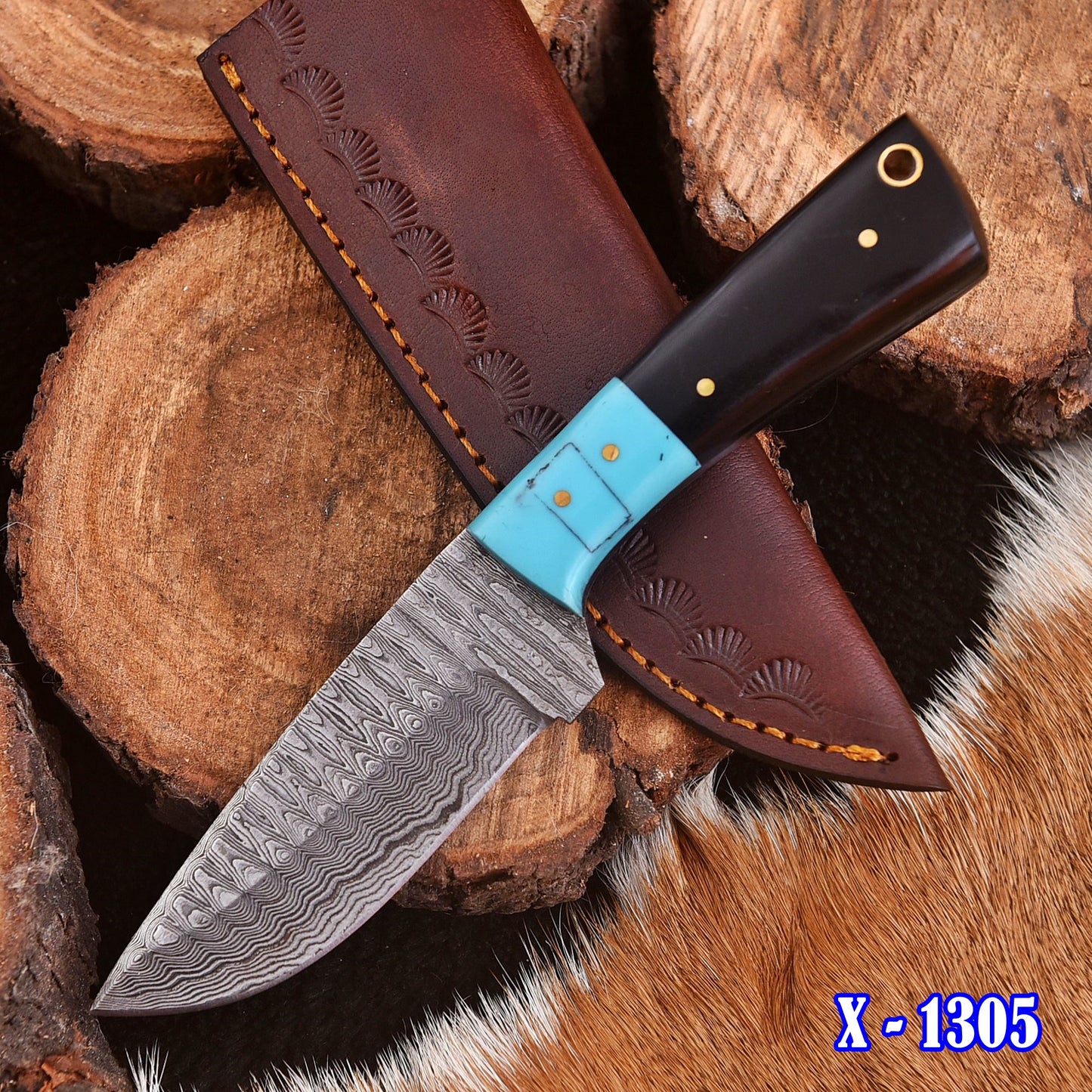 Outdoor Handmade Damascus Steel Tactical Skinner Knife Resin Handle