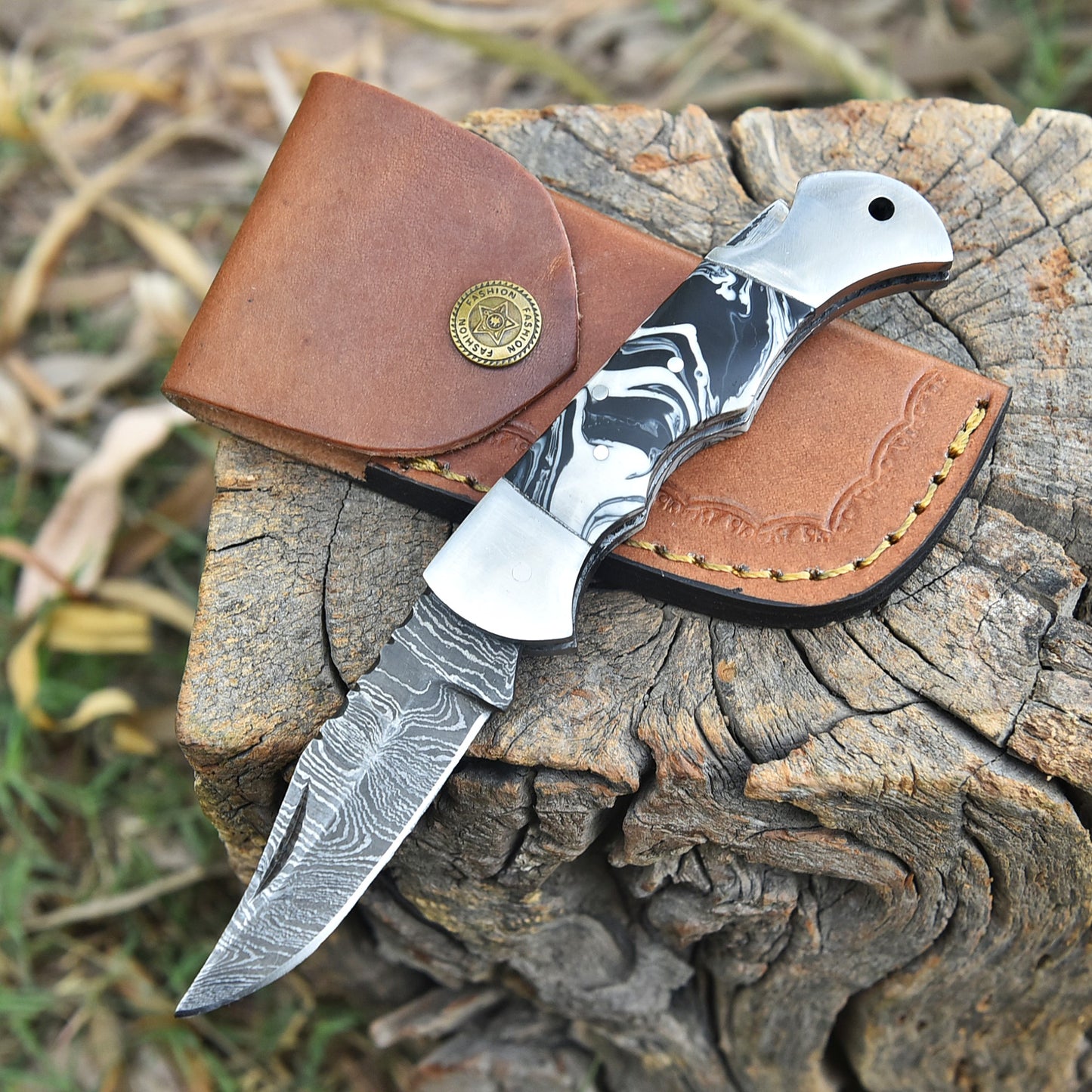 Hand Forged Damascus Steel Pocket Knife Resin Handle Collector Piece
