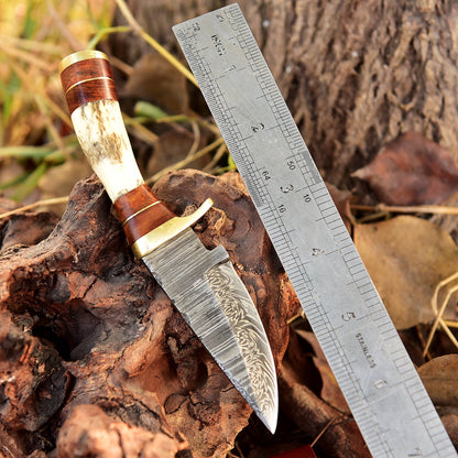 Custom Handmade Damascus Steel Blade Camping Skinner Knife Stage Handle