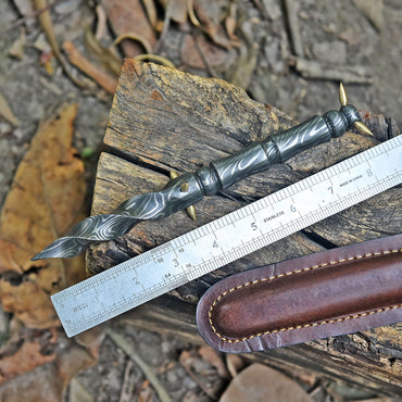 Handcrafted Collector’s Damascus Steel Twist Blade Dagger
