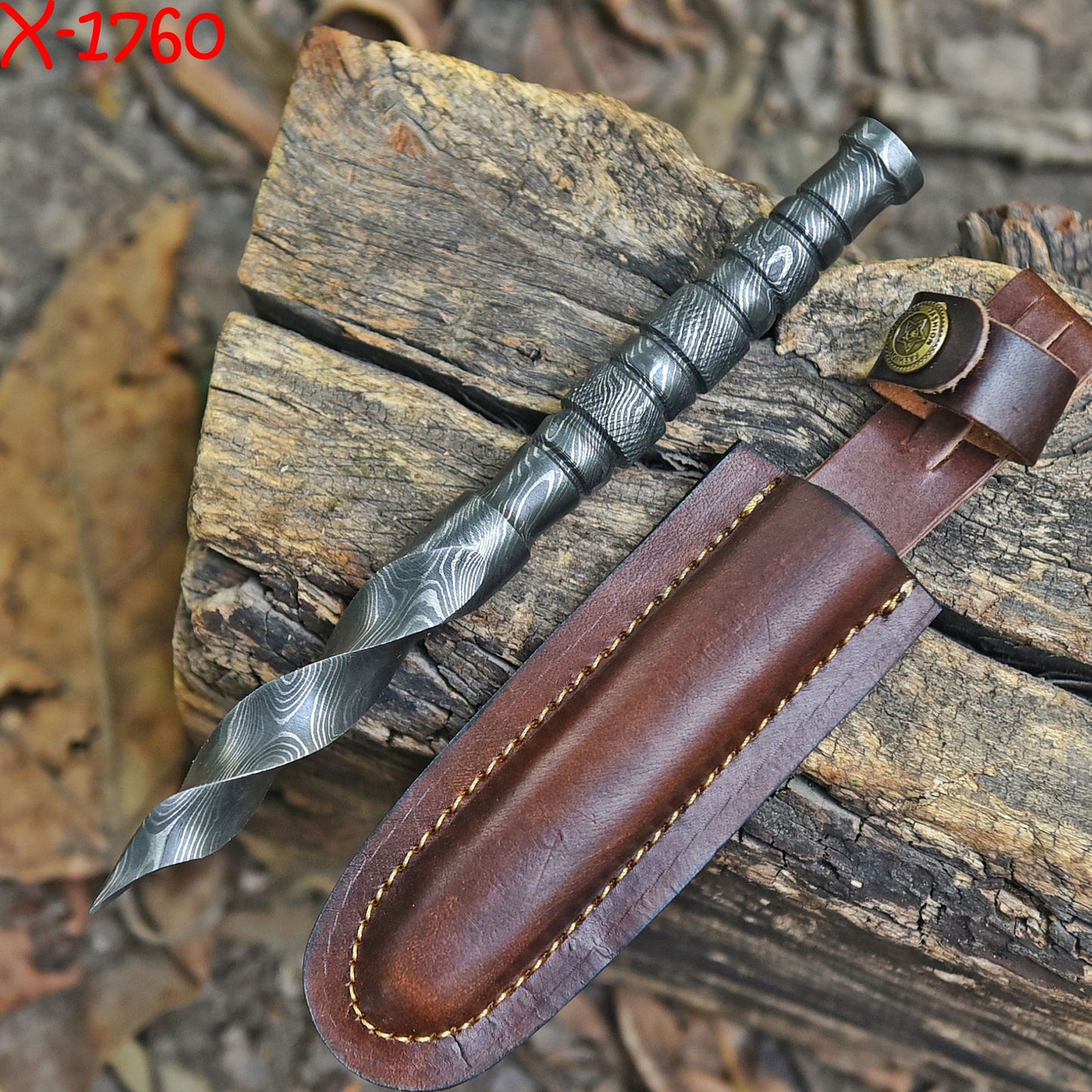 Hand Forged Outdoor Camping Adventure Damascus Twist Blade Dagger