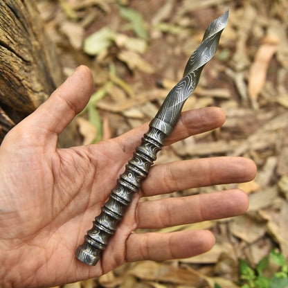 Artisan Forged Damascus Steel Twist Blade Medieval Inspired Dagger Knife