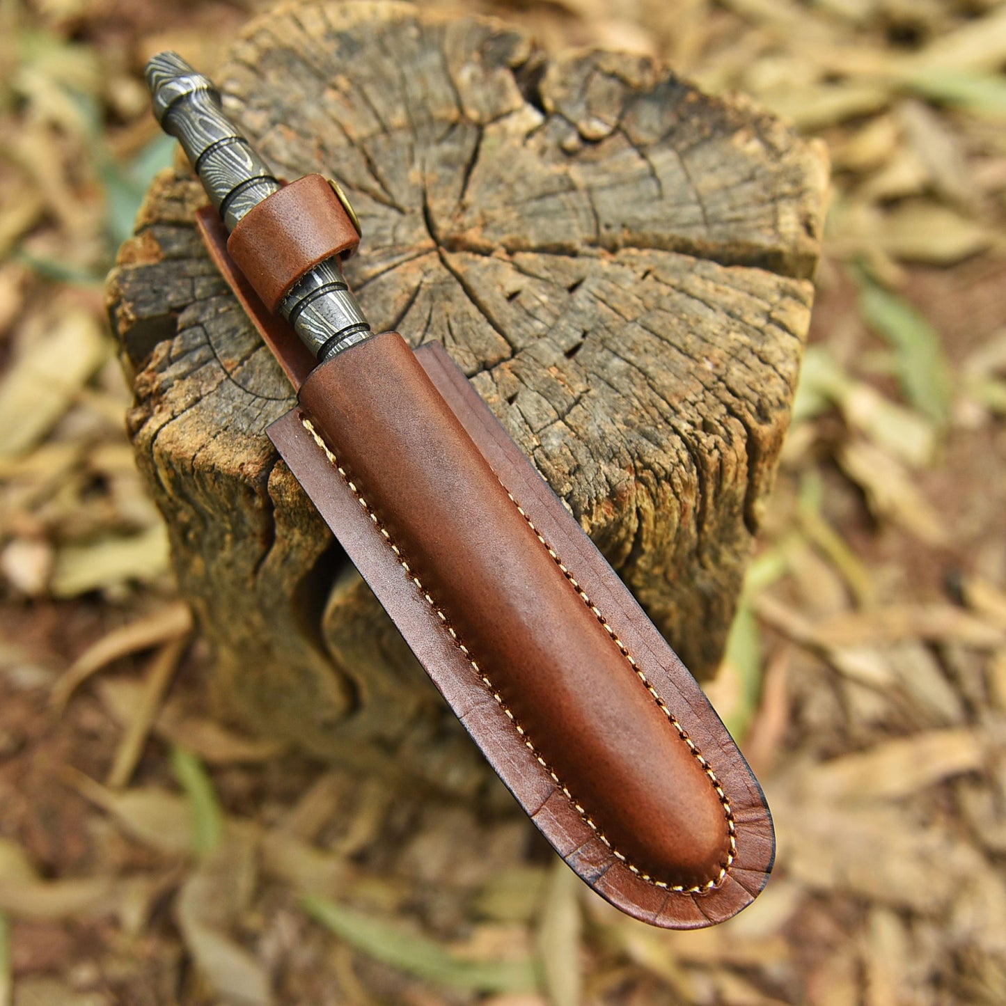 Handmade Damascus Steel Twist Blade Dagger Hunting Adventure Knife With Sheath