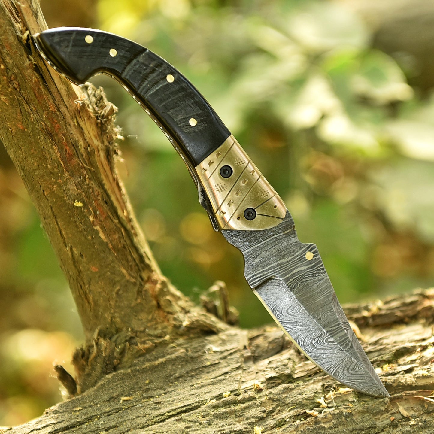 Handmade Damascus Steel Folding Blade Pocket Knife Ram Horn Brass Bolster Handle