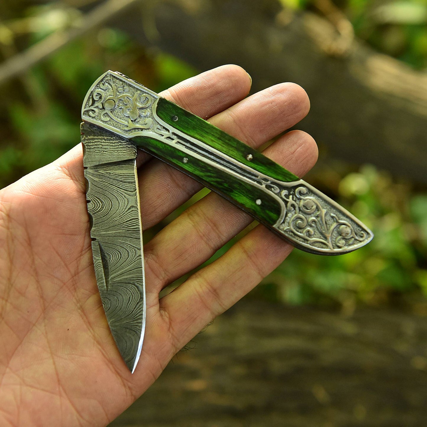 Handmade Damascus Steel Hunting Folding Blade Pocket Knife Wood Handle