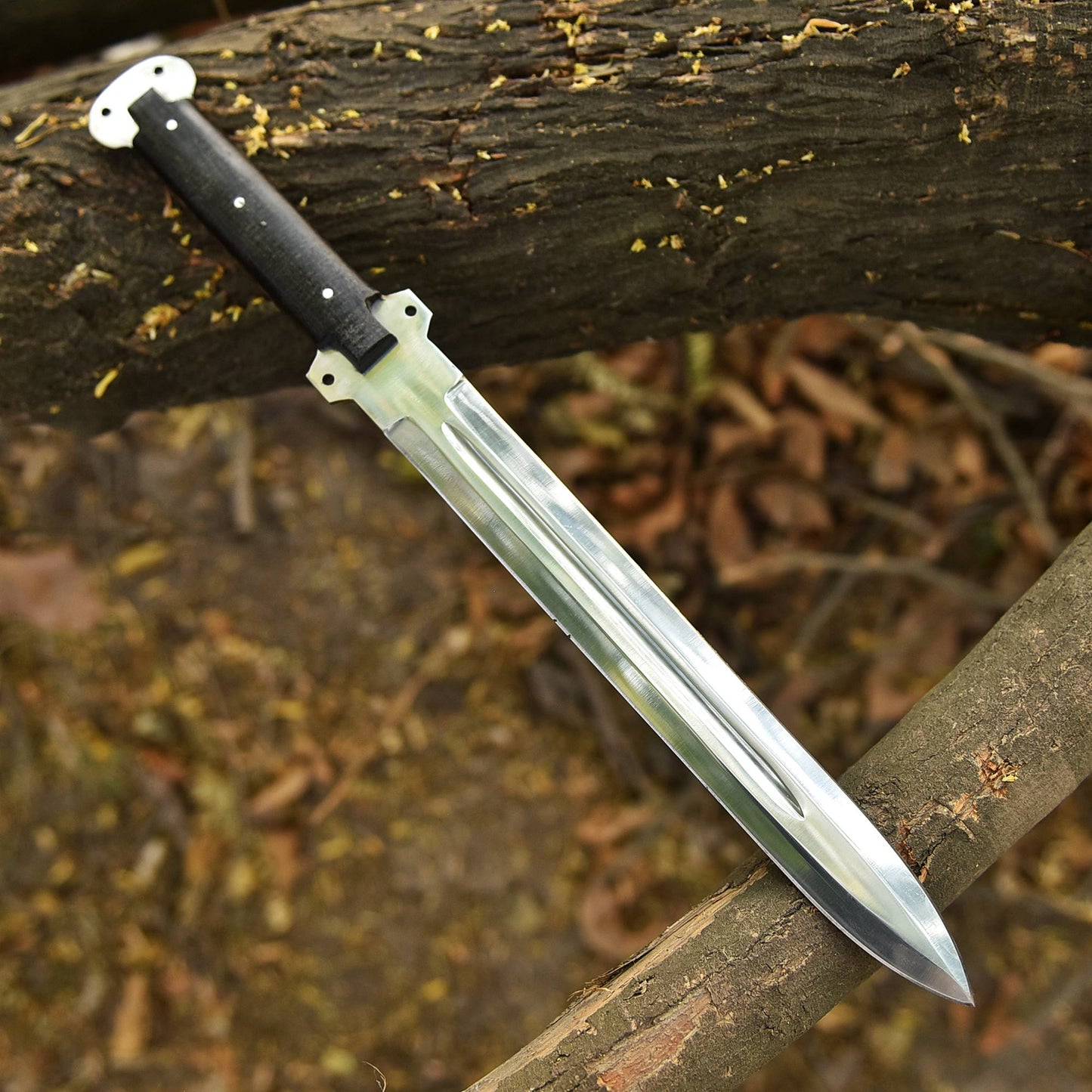 Handmade High End Tactical Carbon Steel Double Edge D2 Blade Dagger