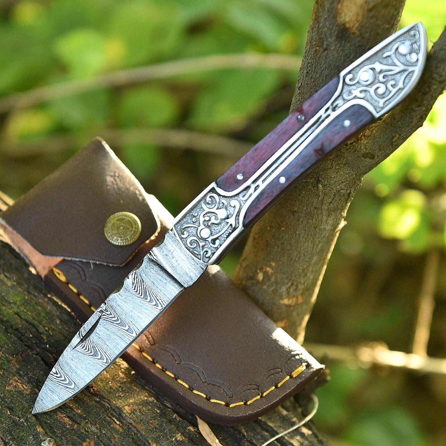 Hand Forged Damascus Steel Hunting Camping Folding Blade Pocket Knife