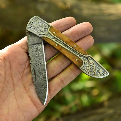 Handmade Damascus Steel Folding Blade Pocket Knife Wood Steel Bolster Handle