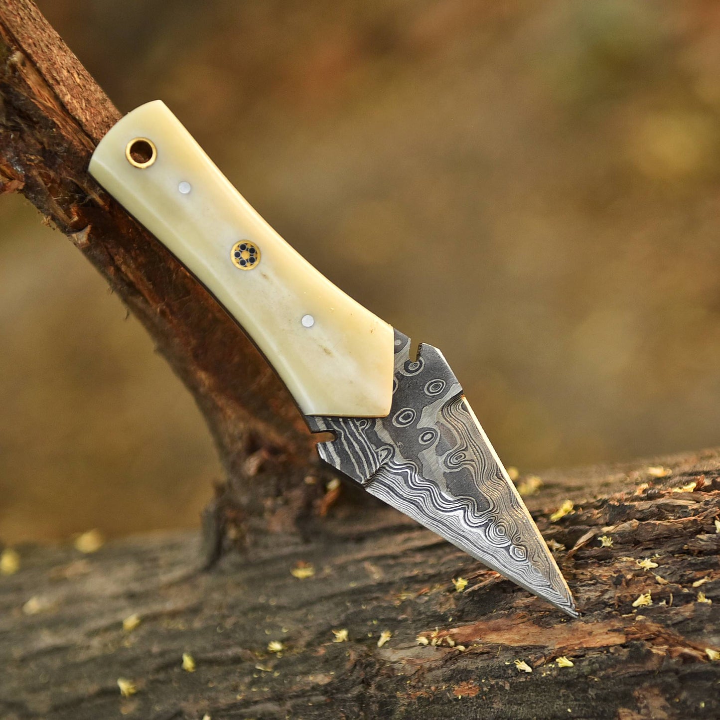 Elite Luxury Handmade Damascus Blade Dagger Knife Camel Bone Handle