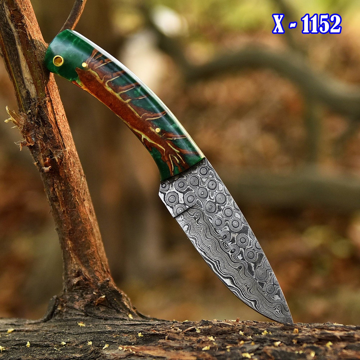 High End Handmade Damascus Skinner Outdoor Knife Pinecone Resin Handle