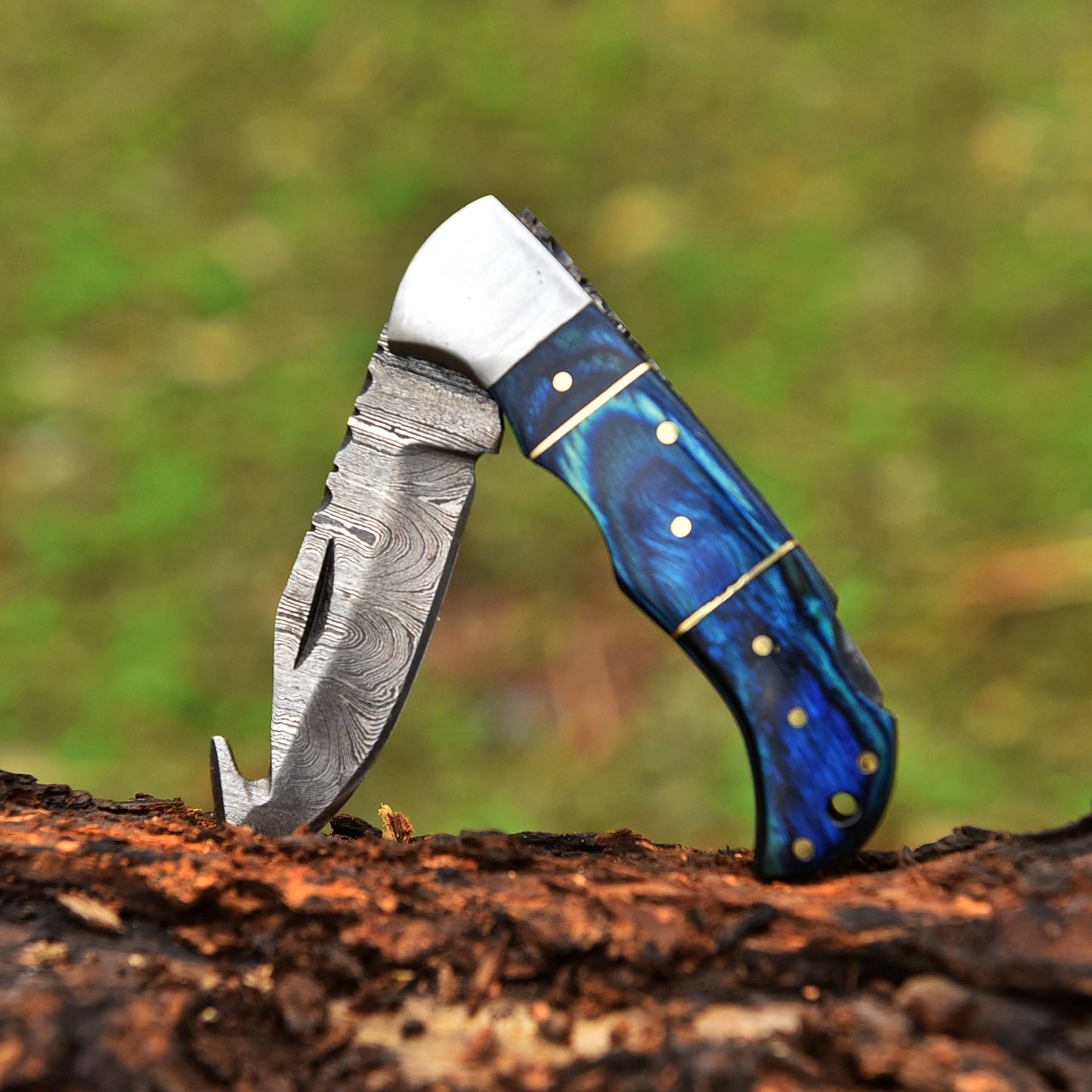 Handmade Damascus Steel Gut Hook Blade Back Lock Folding Knife Wood Handle