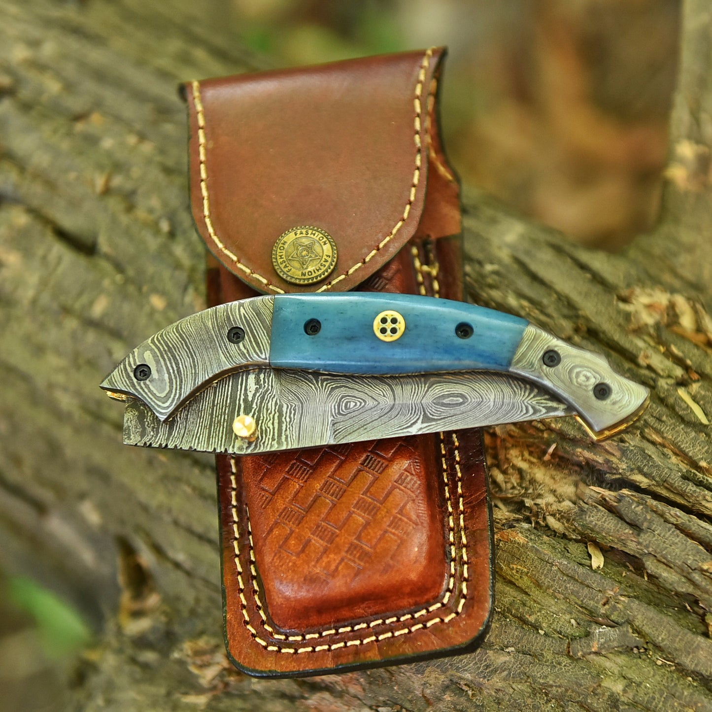 Handmade Damascus Steel Hunting Pocket Knife Camping Folding Blade With Camel Bone Handle