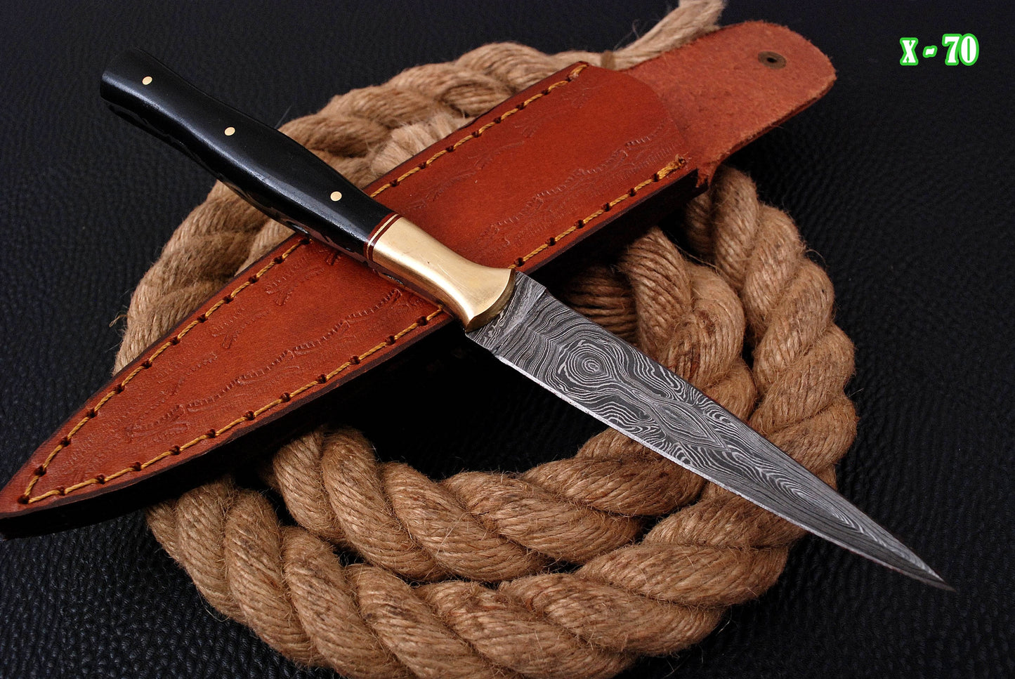 Damascus Steel Knife Full Tang with Leather Sheath x-70