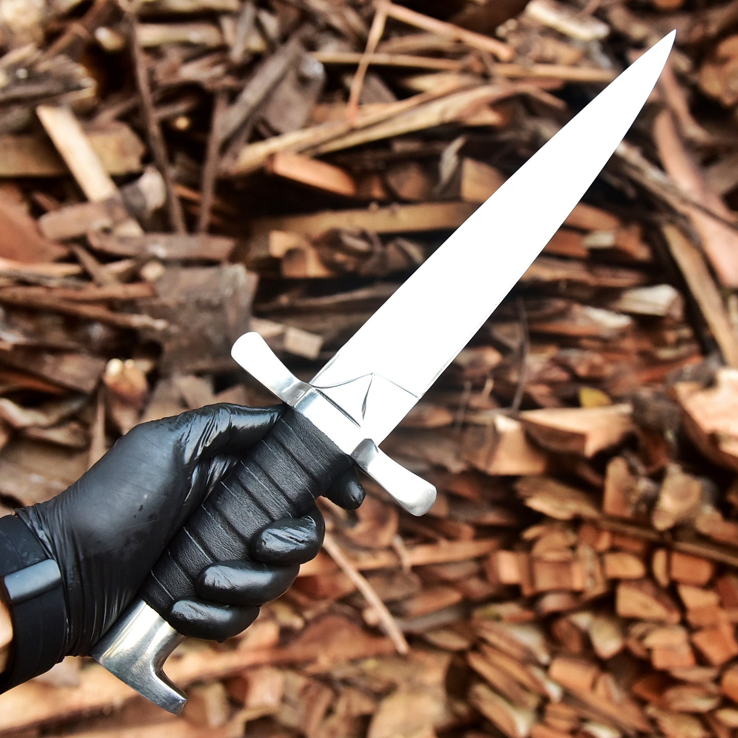 Handmade D2 Hunting Carbon Steel Fix Blade Knife Leather Handle With Sheath