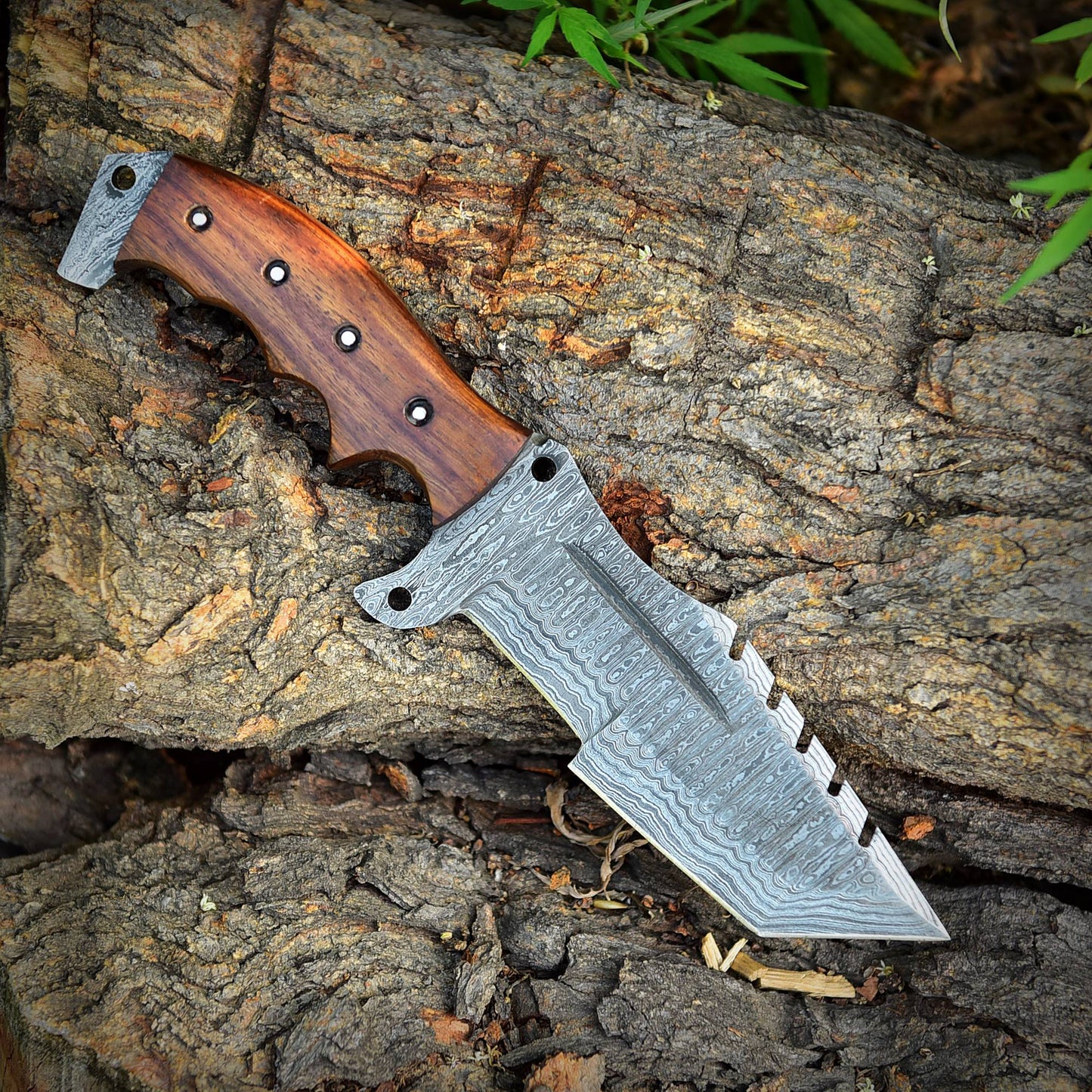 Heavy Duty Handmade Damascus Steel Tracker Bushcraft Camping Knife