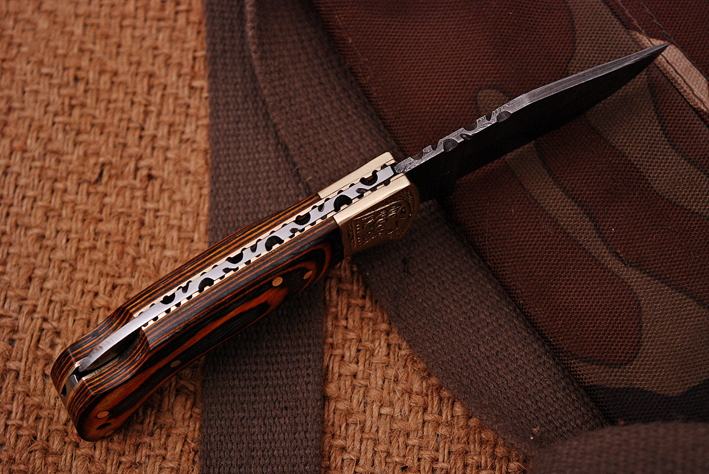 Handmade Damascus  Folding Blade Pocket Knife Wood Handle