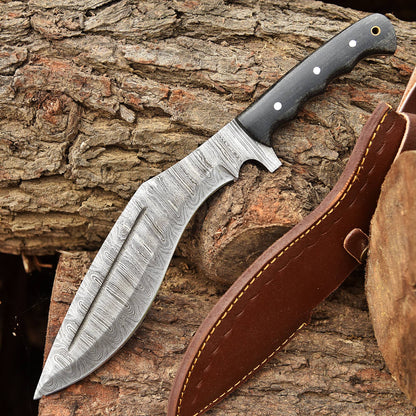 Handmade Damascus Steel Blade Outdoor Adventure Hunting Kukri Knife