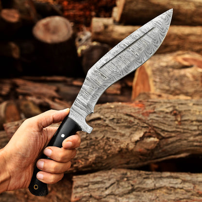 Handmade Damascus Steel Blade Outdoor Adventure Hunting Kukri Knife