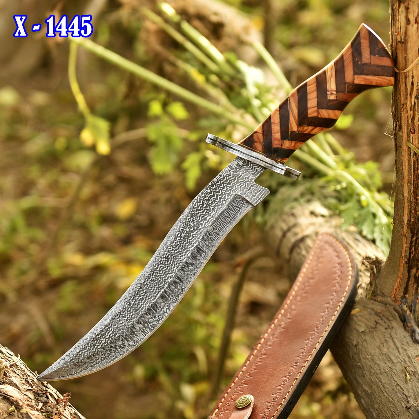Handmade Forged Damascus Steel Hunting Camping Bowie Knife With Sheath