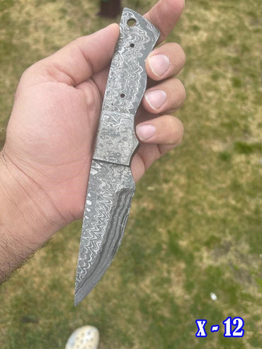 Handmade Damascus Ladder Pattern Steel Skinner Blank Blade Knife Full Tang x-12