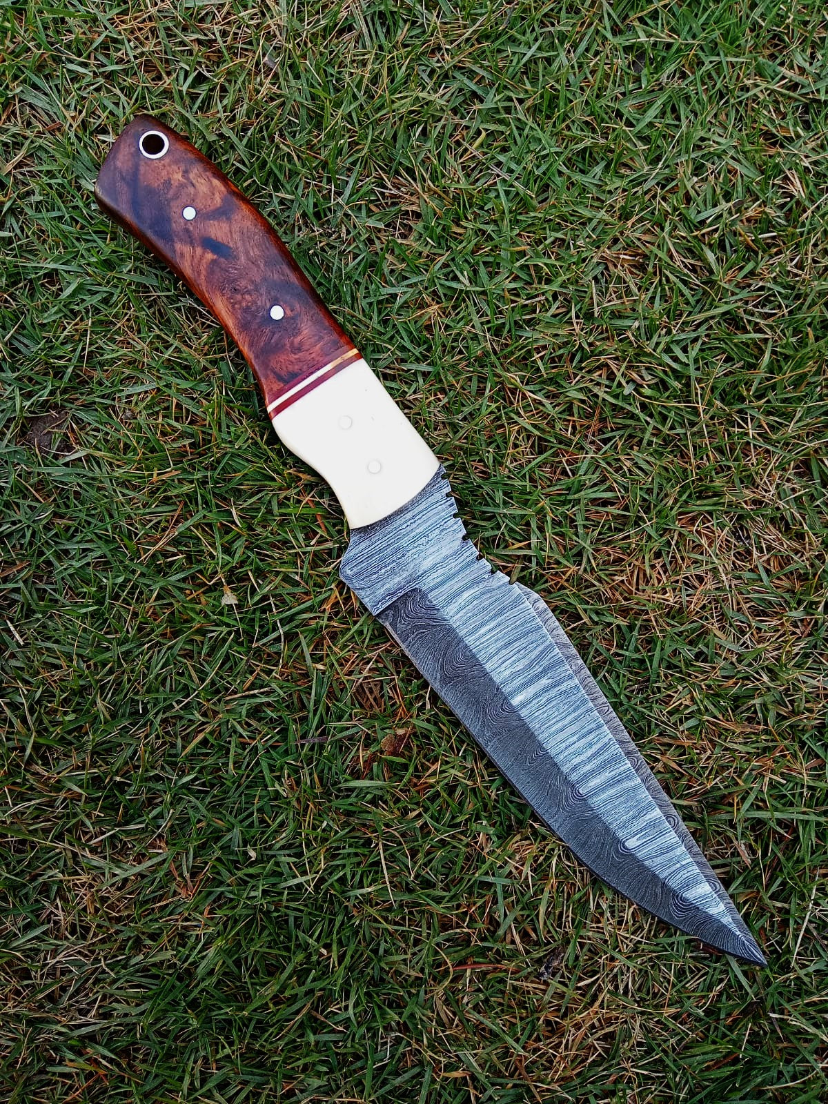 Custom Handmade Damascus Steel Blade Outdoor Hunting Camping Knife