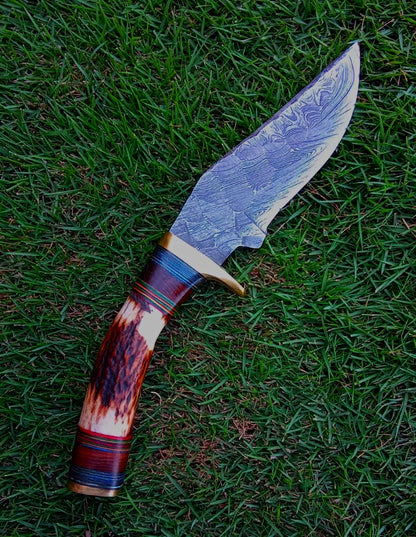Custom Handmade Damascus Steel Blade Camping Skinner Knife Stage Handle