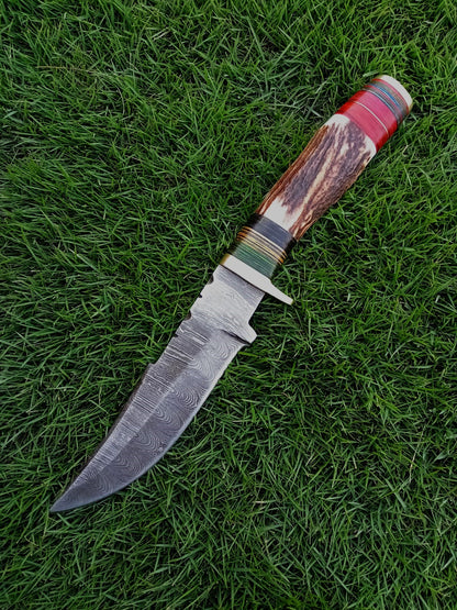 Custom Hand Forged Damascus Steel Adventure Camping EDC Knife Stage Handle